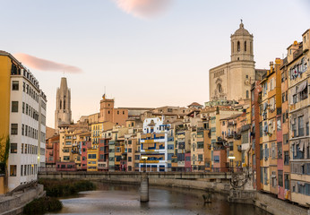 Girona Cathedral and Collegiate Church of Sant Feliu over river - obrazy, fototapety, plakaty