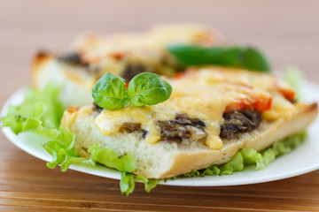 bruschetta with mushrooms and cheese