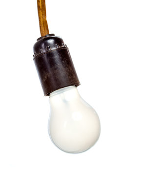 Mate lightbulb in a socket