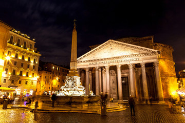 Fototapeta na wymiar Pantheon at Night, Rome