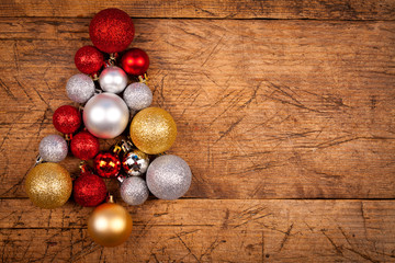 Christmas globes as a tree