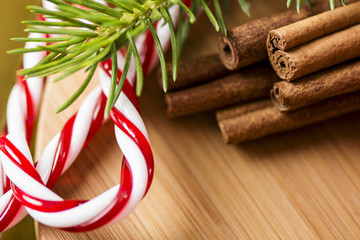 Zimtstangen und Zuckerstangen