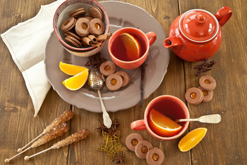 Teezeit mit Plaetzchen