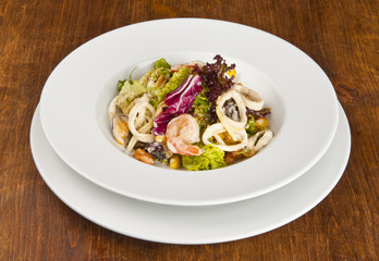 salad with seafood