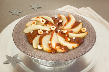 Pears with chocolat and hazelnut