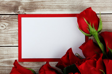 card with roses
