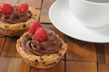 Chocolate dessert cups