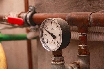 Pressure instrument