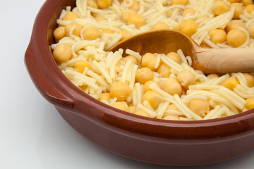 garbanzos en cazuela