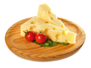 Queso emmental y tomates
