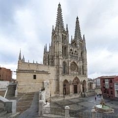 Fototapeta na wymiar Katedra i plac Santa Maria w Burgos, Castilla, Hiszpania.