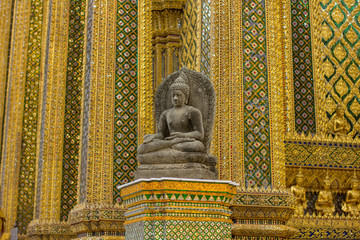 Fototapeta premium Garuda sculpture at Thailand Royal palace, Bangkok, Thailand