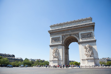 Fototapeta na wymiar L'Arc de Triomphe Horizonal