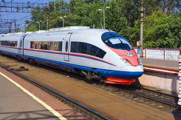 Modern train - 58831026