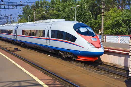 Fototapeta Modern train