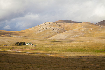 Obraz premium campo imperatore landscape