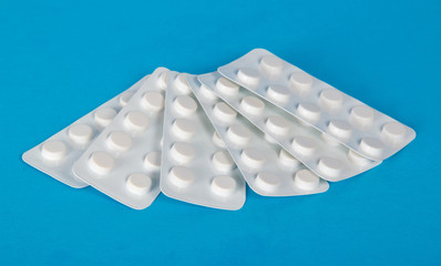 Tablets in the blisterny packing