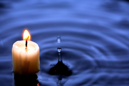 64,619 BEST Candle On The Water IMAGES, STOCK PHOTOS & VECTORS | Adobe Stock