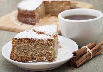 Rusks pie with cinnamon and powdered sugar.