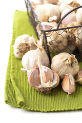 Garlic on green towel
