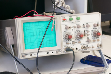 analog oscilloscope