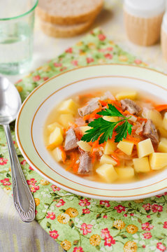 Russian Sauerkraut Soup, Shchi (Stchi)