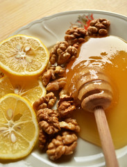 Honey with walnuts and lemon