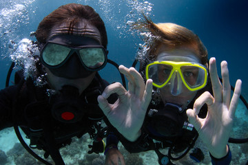 Divers