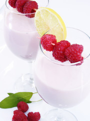 Raspberries milkshakes