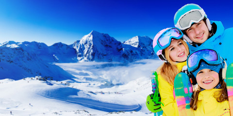 Ski, winter, snow, young skiers, sun and fun