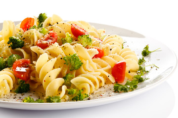 Pasta with parmesan and vegetables