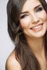 Naklejka premium Smiling young woman portrait