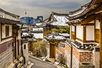 Naklejka premium Historyczne sąsiedztwo Seulu