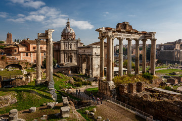 Naklejka premium Forum Romanum (Foro Romano) i ruiny łuku Septymiusza Sewera an