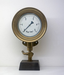old manometer