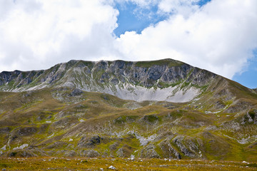 vallata montagna italia