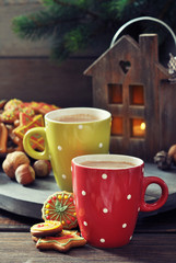 Hot chocolate with ginger cookies