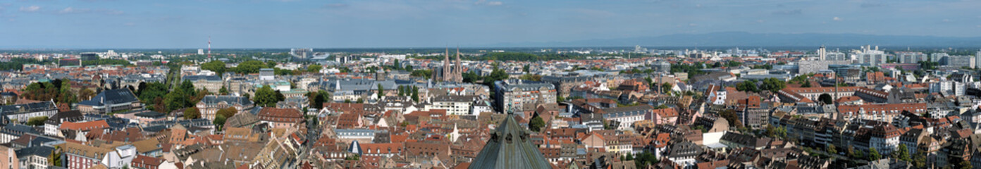 Fototapeta na wymiar Big panorama Strasburgu