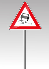 Schleudergfahr Nässe Glatt Glätte Verkehrsschild Verkehrszeichen