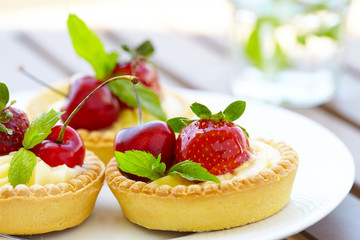 Fresh Berry Tarts