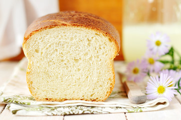 Buttermilk white bread cut