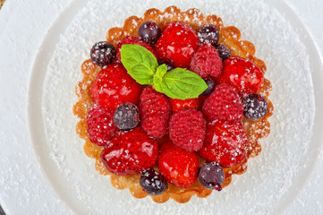 Cake with fresh berries
