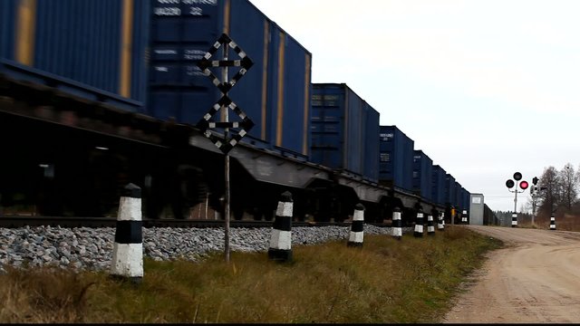 Rail crossing by train and wagons episode 1