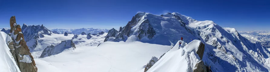 Washable wall murals Mont Blanc Mont Blanc and Vallee Blanche seen from Aiguille du Midi
