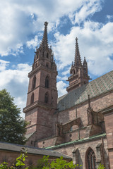 Fototapeta na wymiar Bazylea, Stare Miasto, Kościół Basler Munster, krużganki historyczne, Szwajcaria