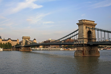 Fototapeta na wymiar The Széchenyi Chain Bridge in Budapest
