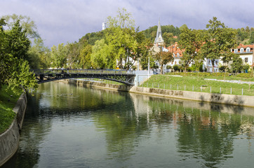 Fototapeta na wymiar Ljubljana, Słowenia, rzeka Ljubljanica