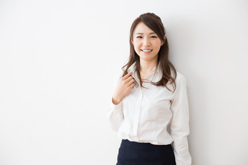 笑顔の女性　ビジネス