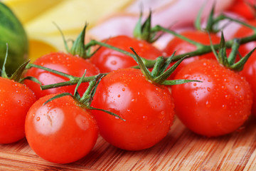 red tomatoes