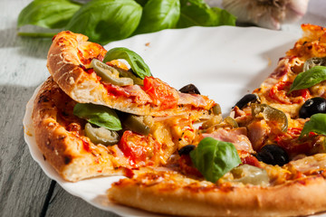 Pizza with bacon